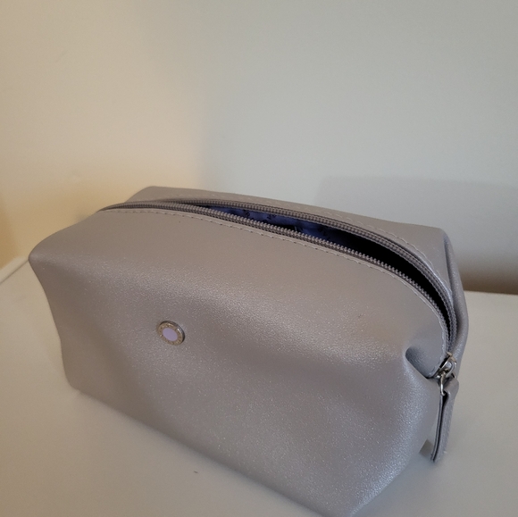 Bulgari Zippered Makeup Bag / Clutch /Pouch - Picture 4 of 6